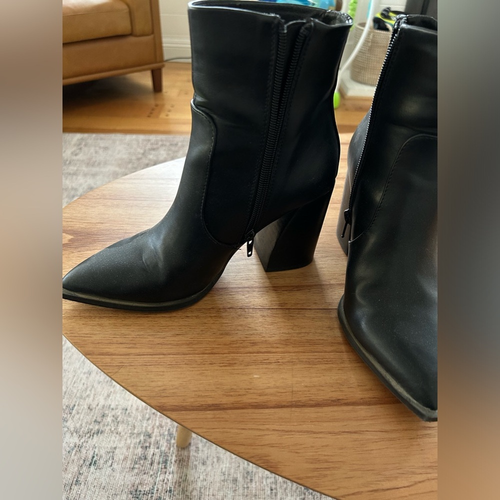 Black, Steve Madden women’s boots size 7
